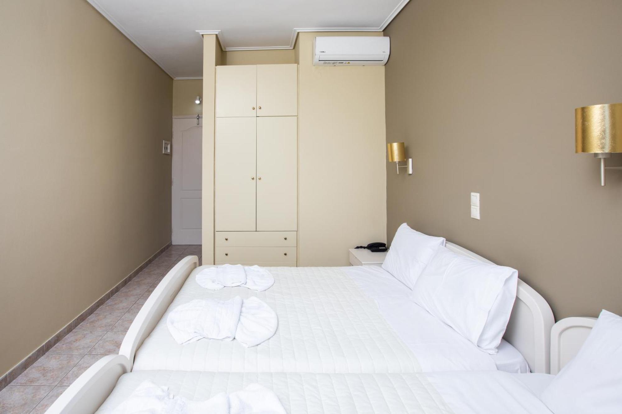 Hotel Venetia Perdika  Ngoại thất bức ảnh