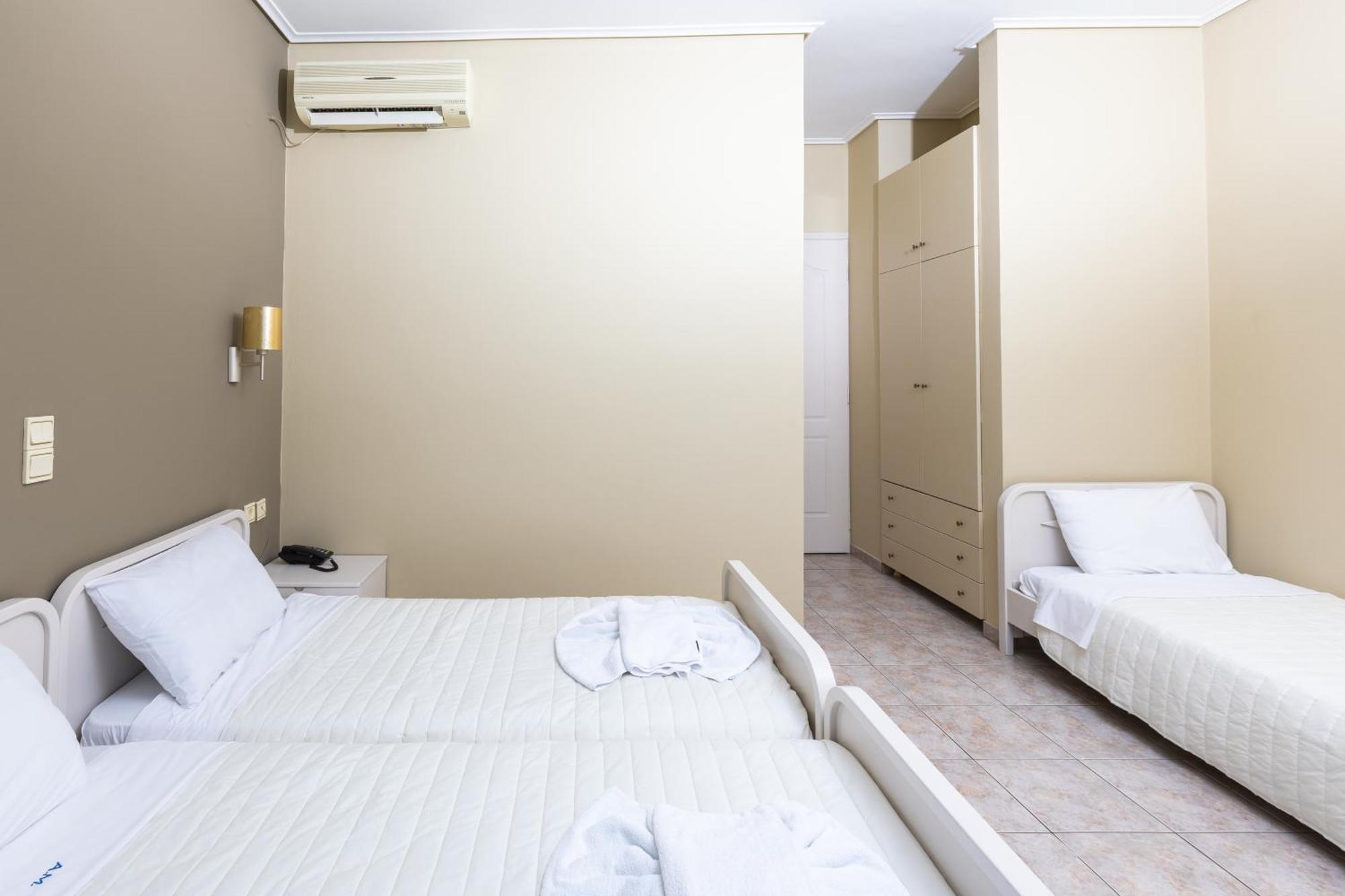 Hotel Venetia Perdika  Ngoại thất bức ảnh