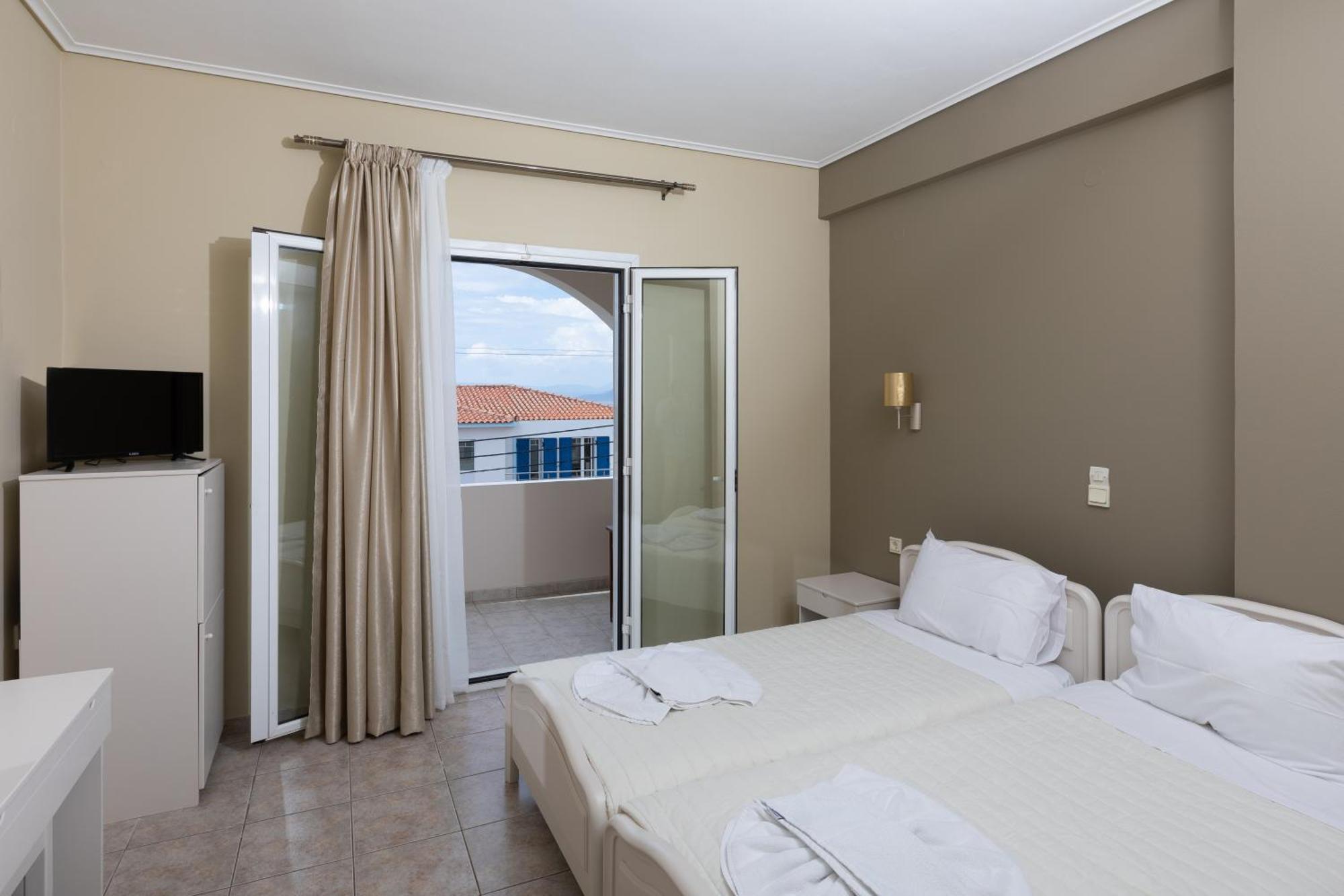 Hotel Venetia Perdika  Ngoại thất bức ảnh