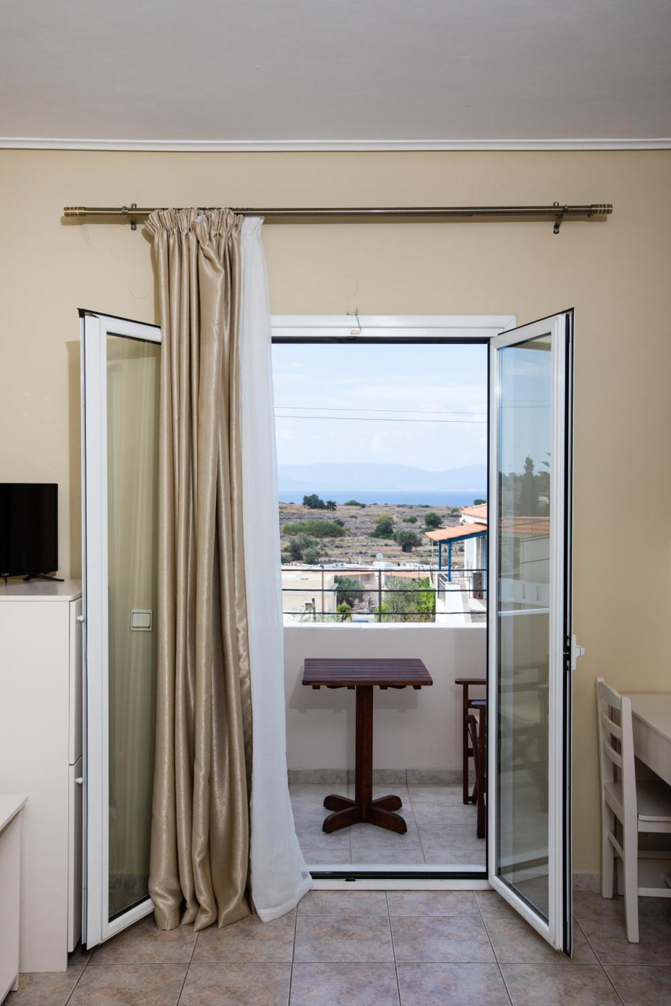 Hotel Venetia Perdika  Ngoại thất bức ảnh